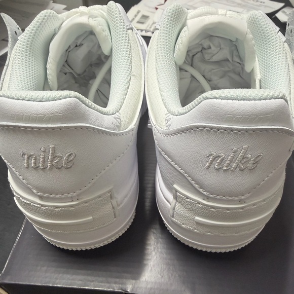 Nike Woman Air Force 1 shadow White Sneakers - Picture 2 of 4